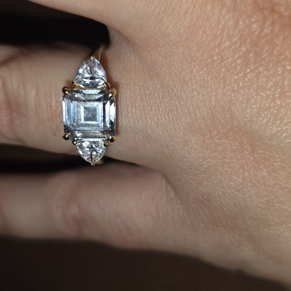 New Gold Plated Three Stone Ring 8